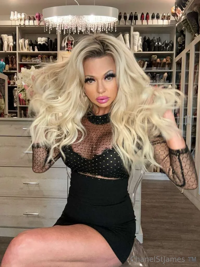 Chanel St. James photo #2