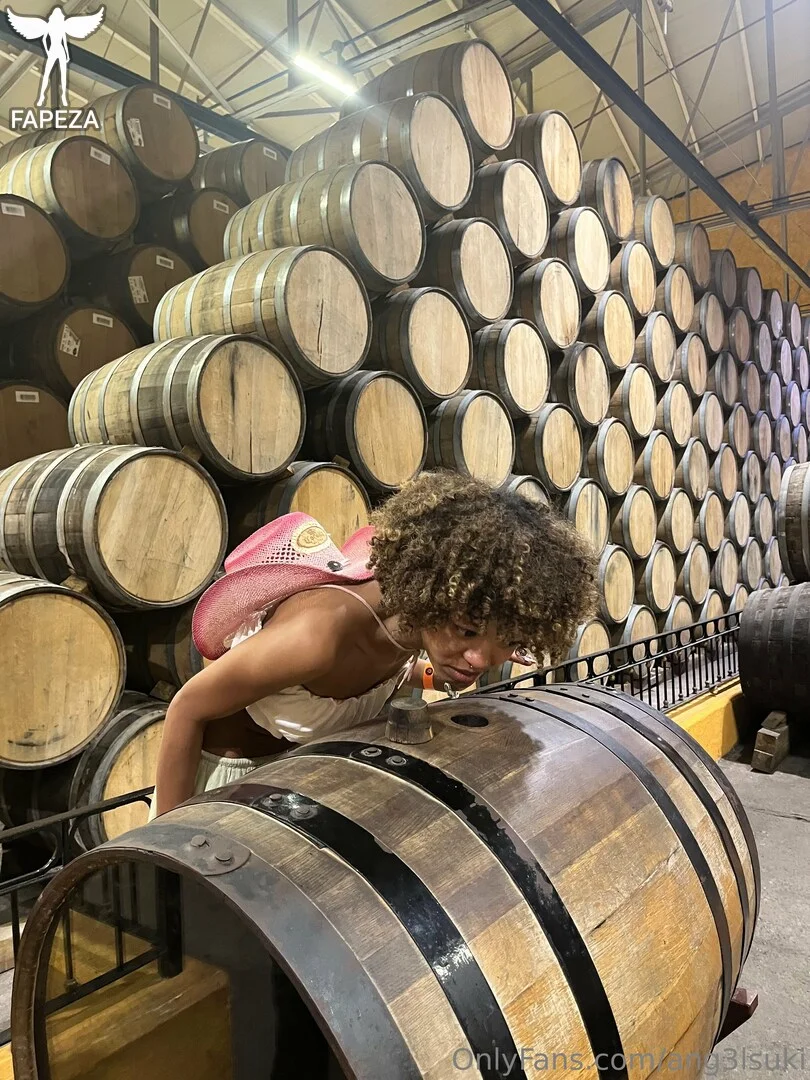 Suki Chan ^-^ photo #32