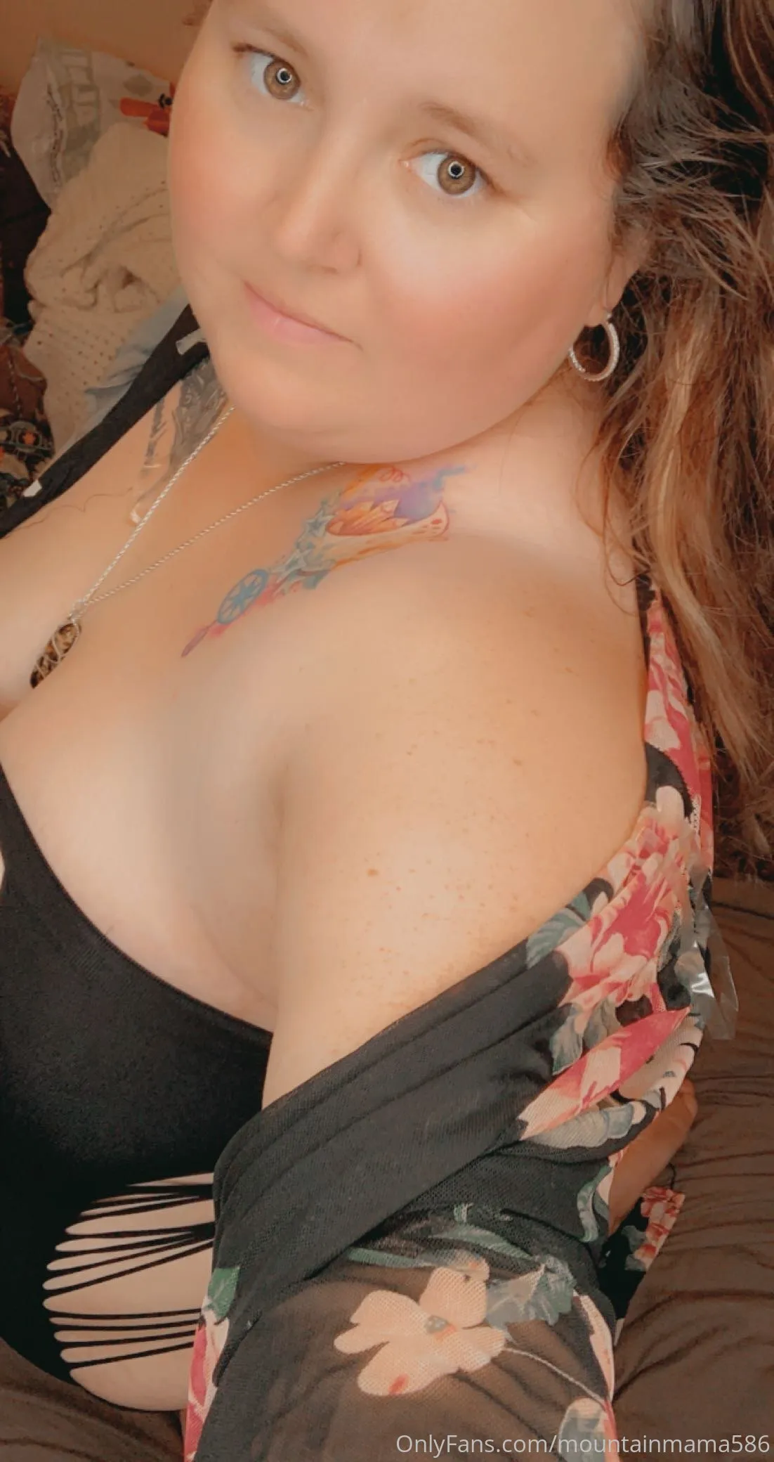 Mountain Mama 586 photo #2